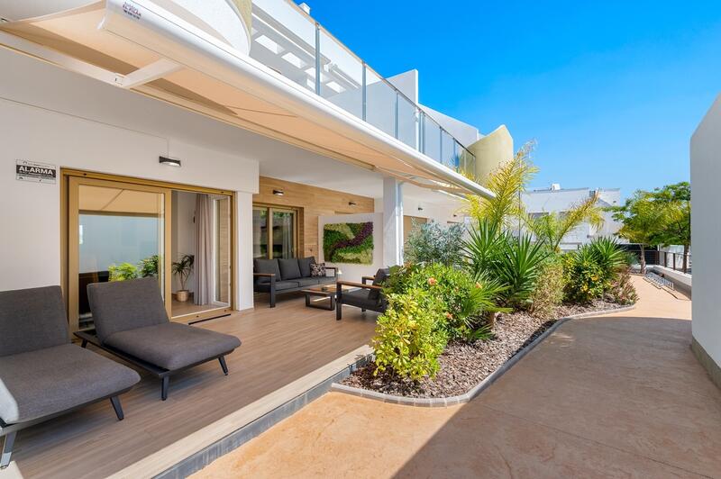 3 bedroom Apartment for sale