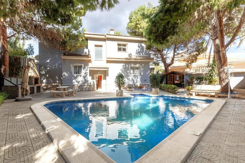Villa til salg i Ciudad Quesada, Alicante