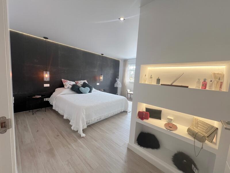 6 Cuarto Villa en venta