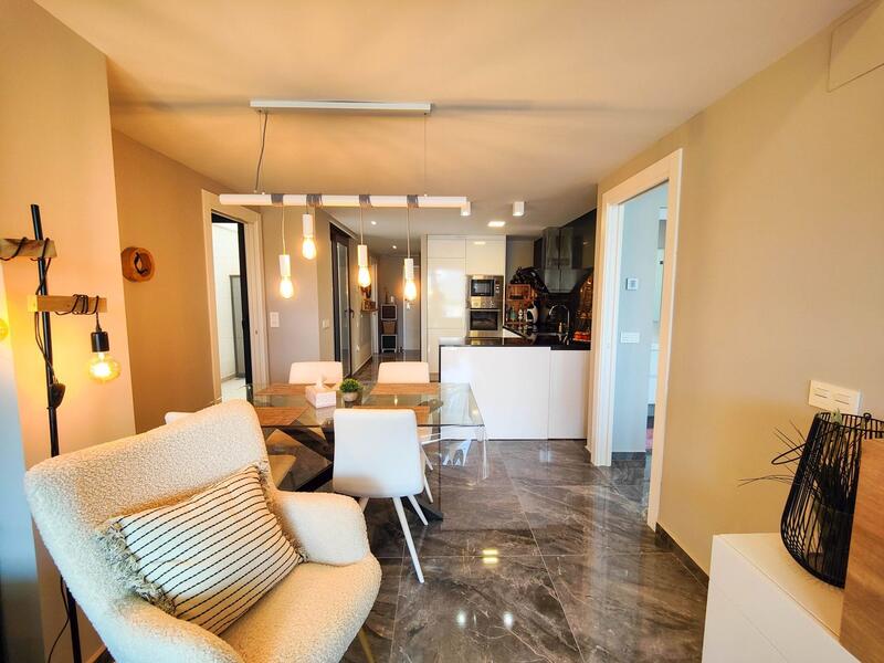 2 slaapkamer Appartement Te koop
