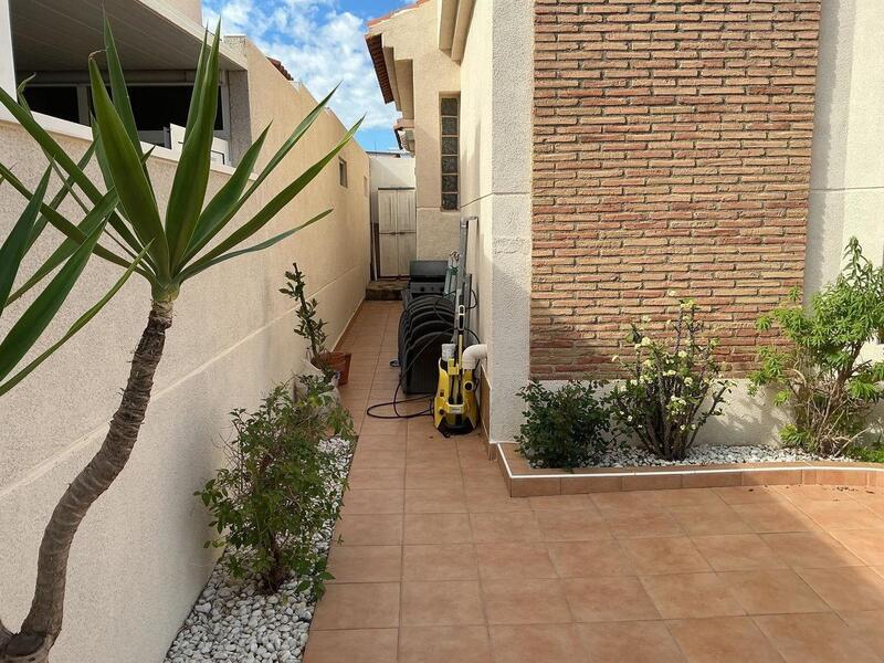 2 bedroom Villa for sale