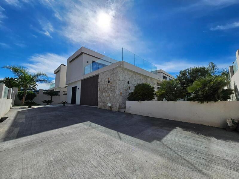 3 bedroom Villa for sale