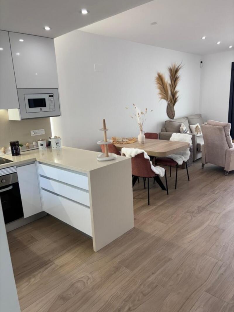 2 slaapkamer Appartement Te koop