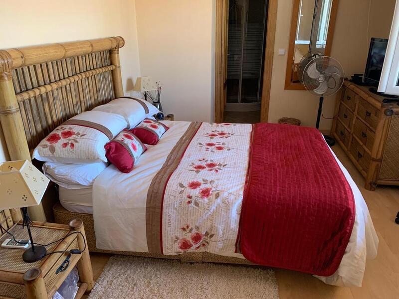 6 Cuarto Villa en venta