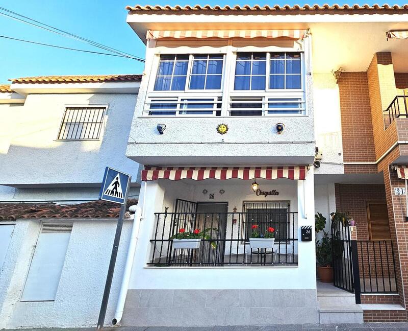 Duplex zu verkaufen in Pilar de la Horadada, Alicante