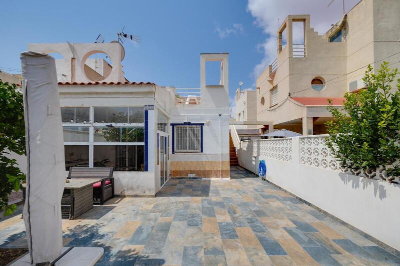 2 Cuarto Adosado en venta