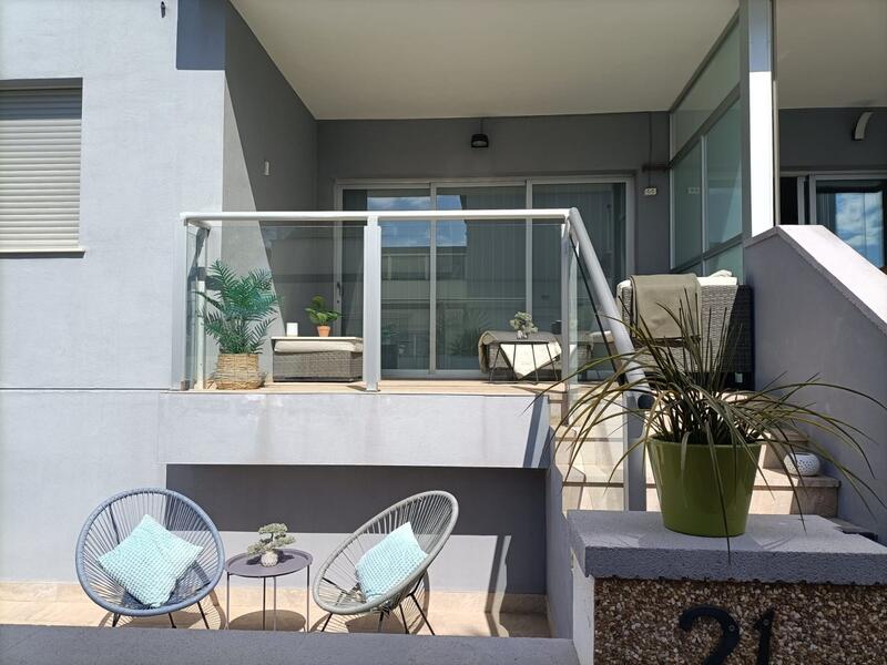 2 Cuarto Villa en venta