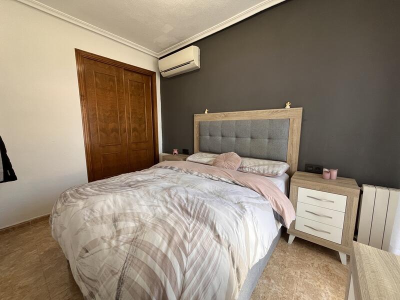 3 bedroom Townhouse for sale