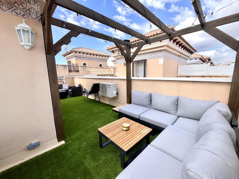 3 bedroom Townhouse for sale
