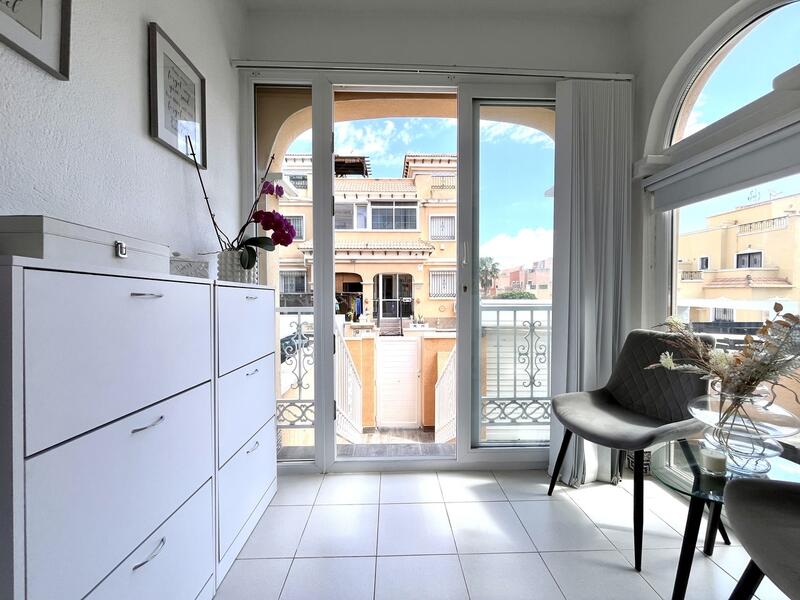 3 bedroom Townhouse for sale
