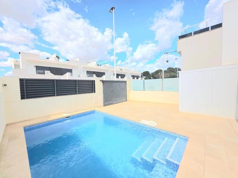 3 slaapkamer Villa Te koop
