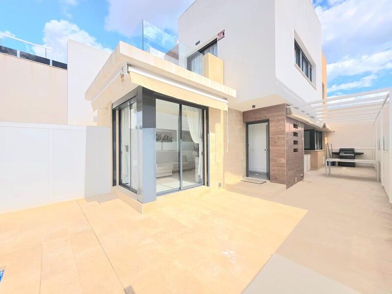 3 slaapkamer Villa Te koop