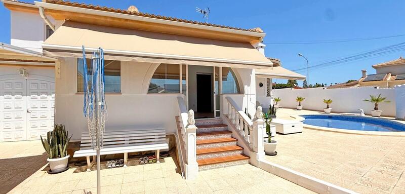 3 bedroom Villa for sale