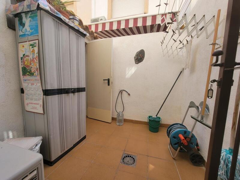 3 Schlafzimmer Stadthaus zu verkaufen