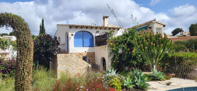 3 bedroom Townhouse for sale
