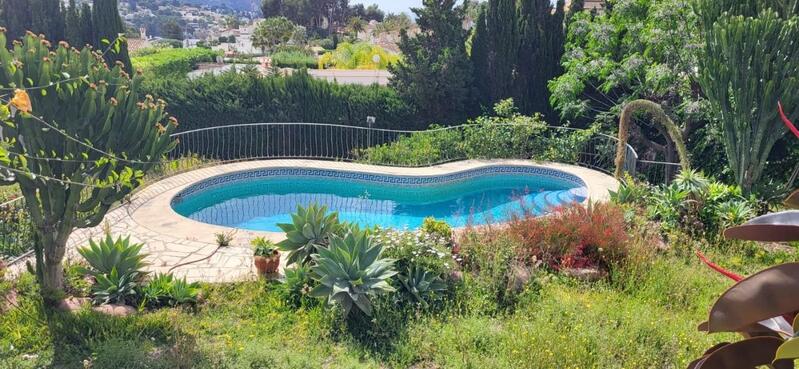 3 bedroom Townhouse for sale