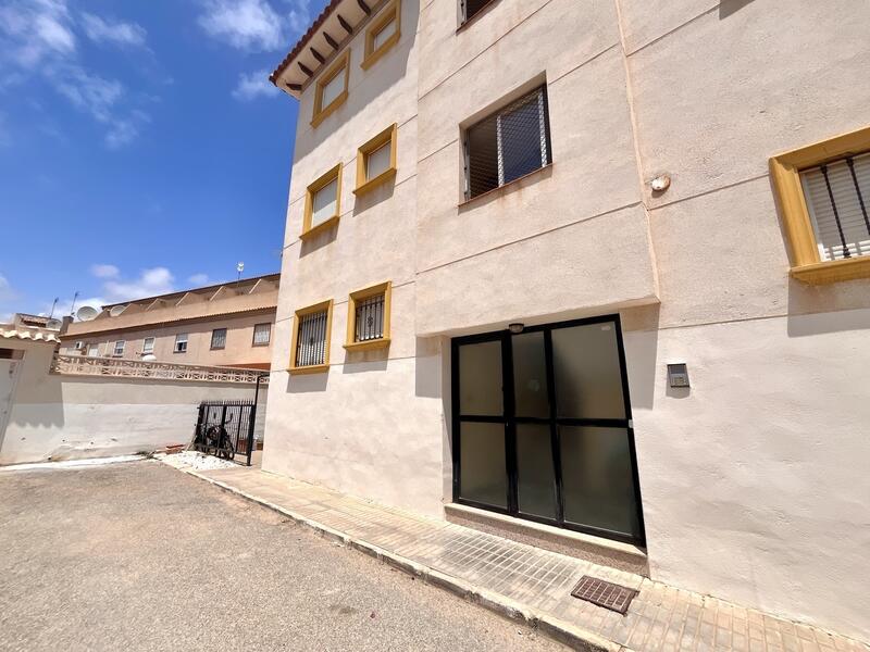 2 slaapkamer Appartement Te koop