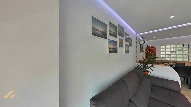 2 slaapkamer Appartement Te koop