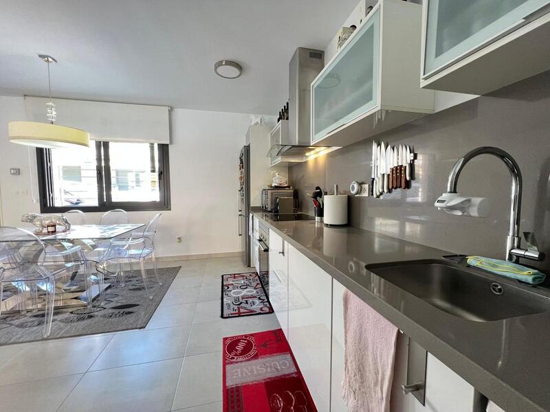 2 Cuarto Villa en venta