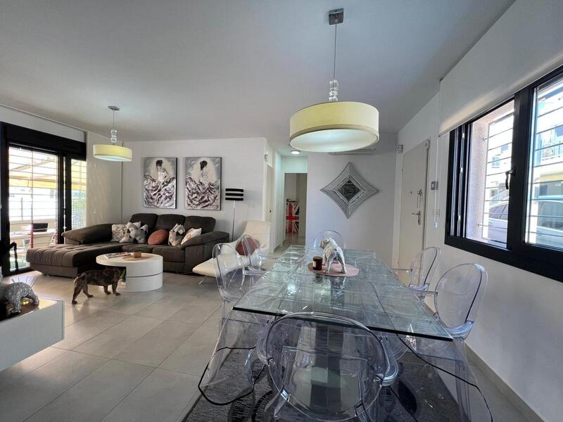 2 Cuarto Villa en venta