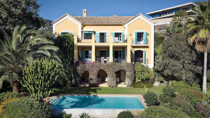 Villa Te koop in El Madroñal, Málaga