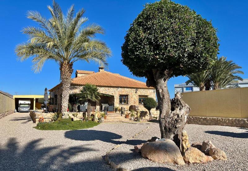3 bedroom Villa for sale