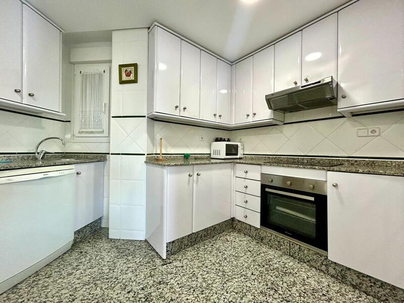 4 slaapkamer Appartement Te koop