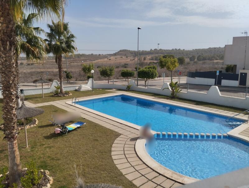 3 Cuarto Adosado en venta