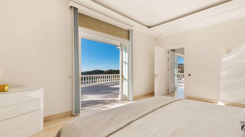8 soverom Villa til salgs
