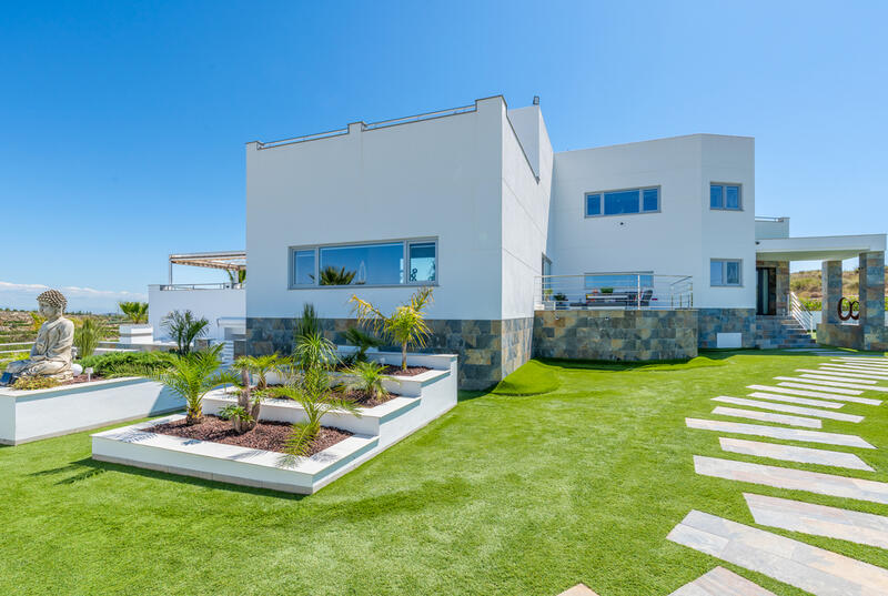 5 soverom Villa til salgs