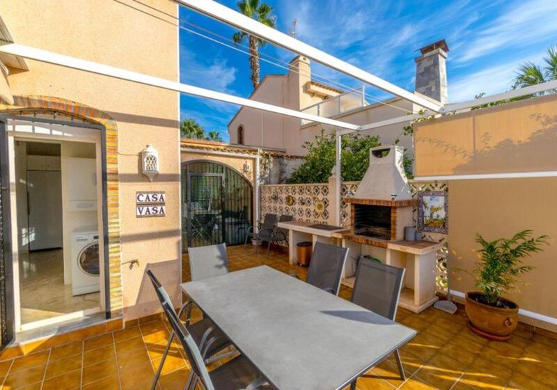 3 bedroom Country House for sale
