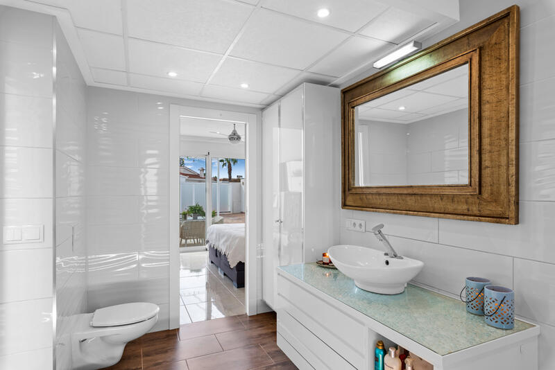 4 Schlafzimmer Villa zu verkaufen