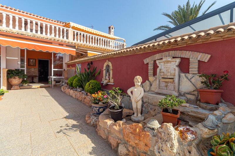 5 slaapkamer Villa Te koop