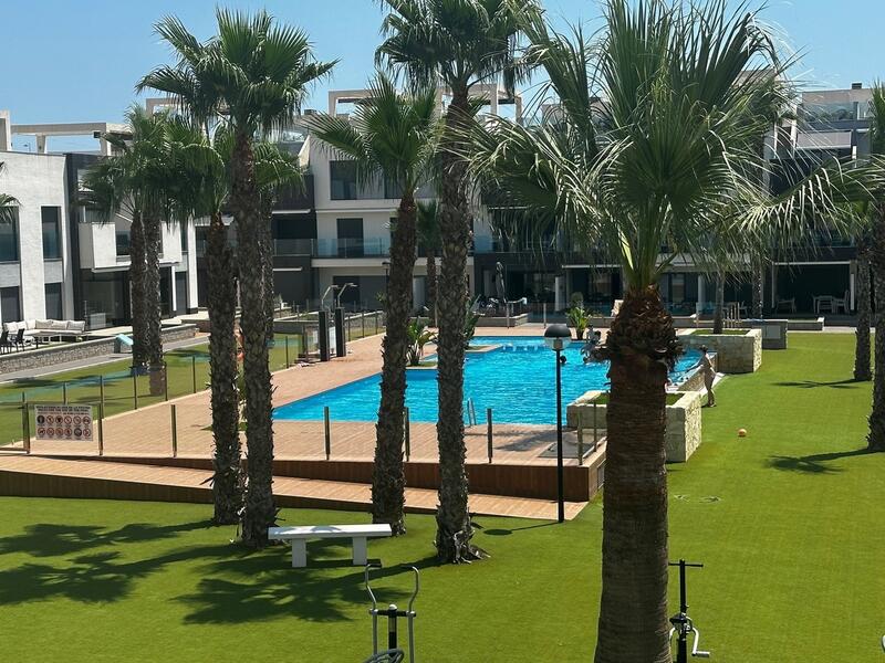 Appartement Te koop in El Raso, Alicante