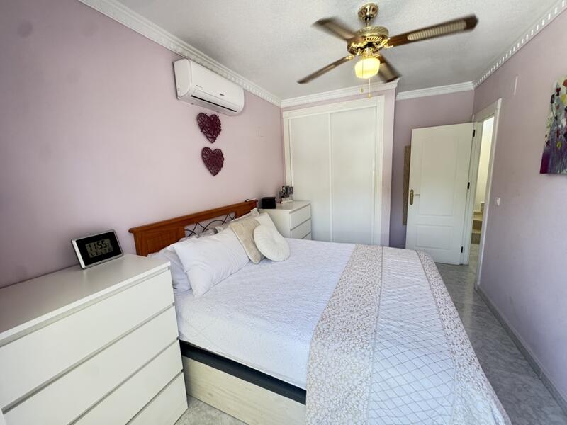 2 Schlafzimmer Villa zu verkaufen
