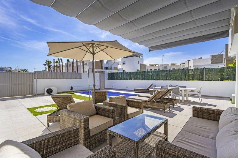 3 Cuarto Villa en venta