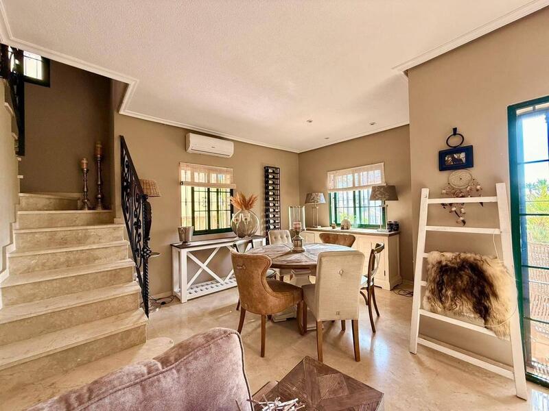 3 Cuarto Villa en venta