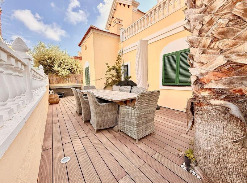 3 Cuarto Villa en venta