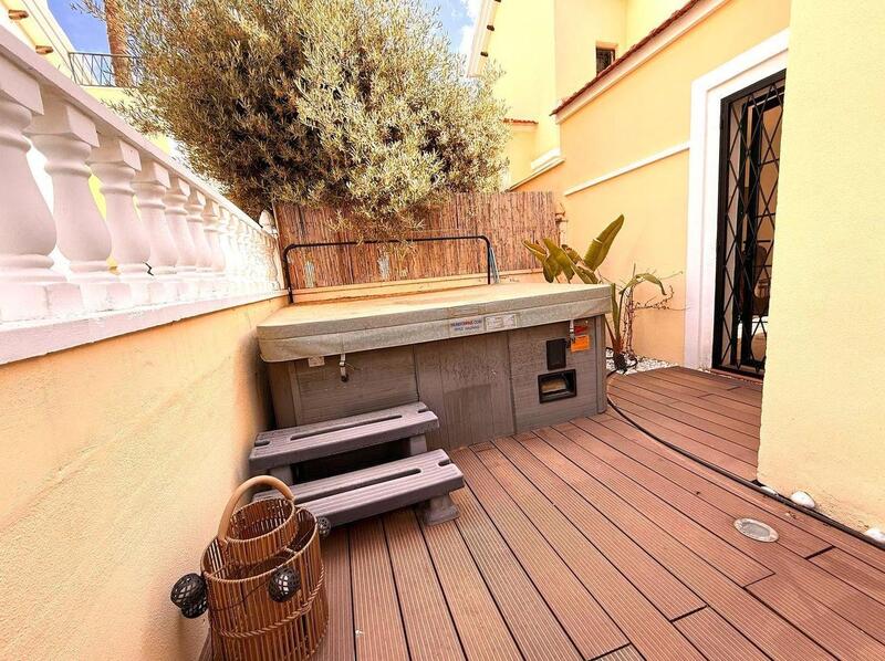 3 Cuarto Villa en venta