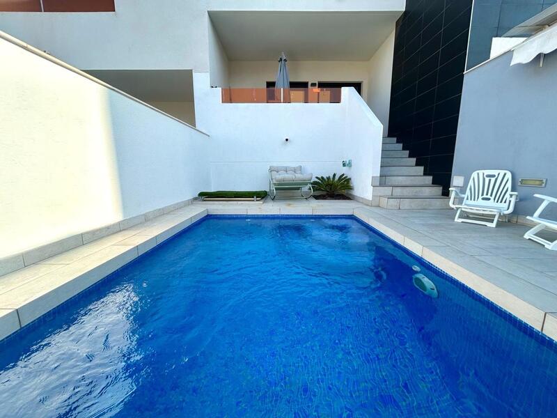 Apartamento en venta en Los Altos, Alicante