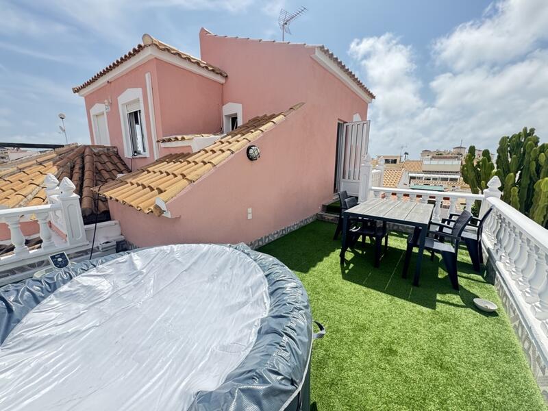 5 bedroom Villa for sale