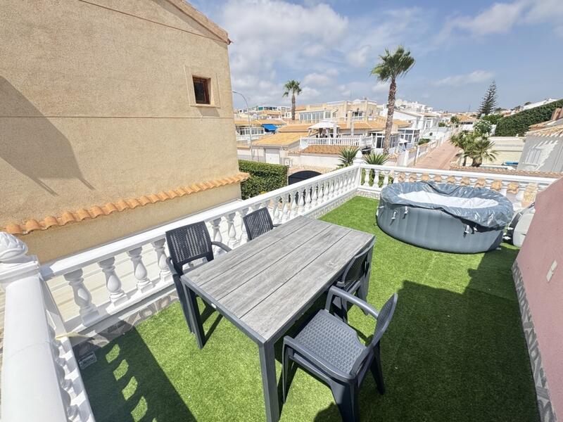 5 bedroom Villa for sale