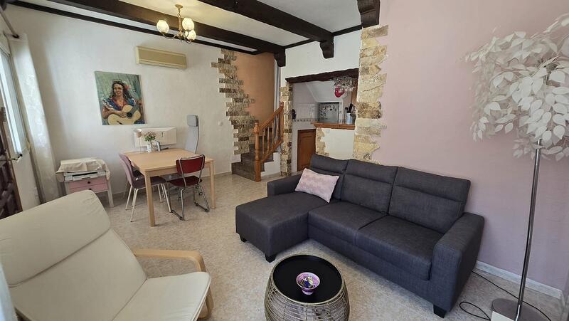 2 Schlafzimmer Stadthaus zu verkaufen