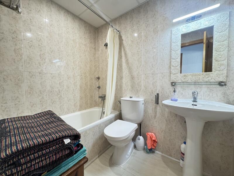 2 slaapkamer Appartement Te koop