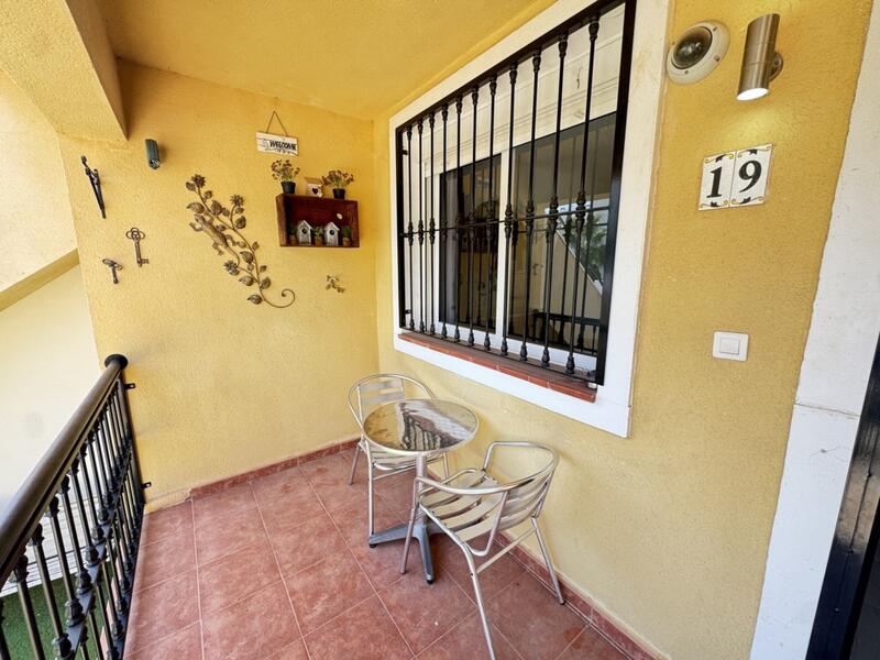 2 slaapkamer Appartement Te koop