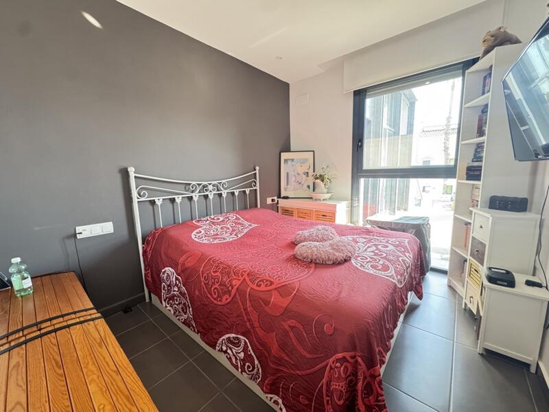 2 Cuarto Villa en venta