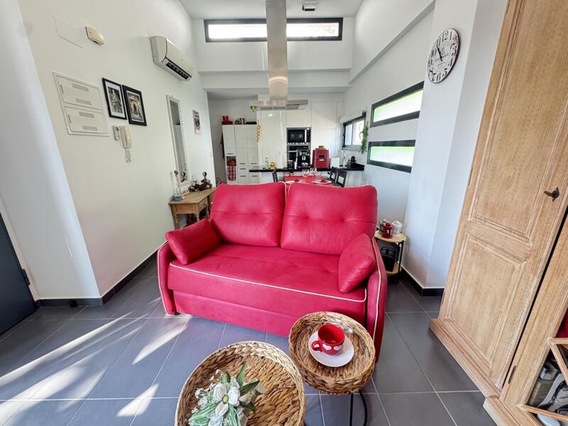 2 Cuarto Villa en venta
