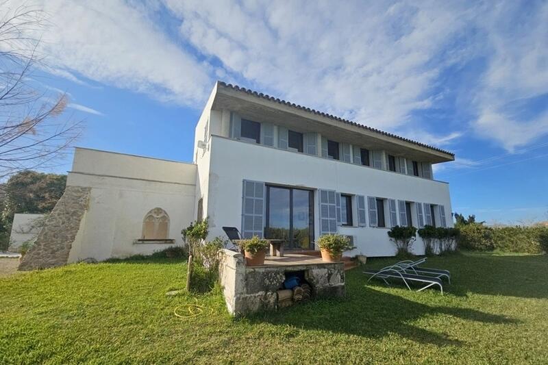 Casa de Campo en venta en Alcudia, Mallorca