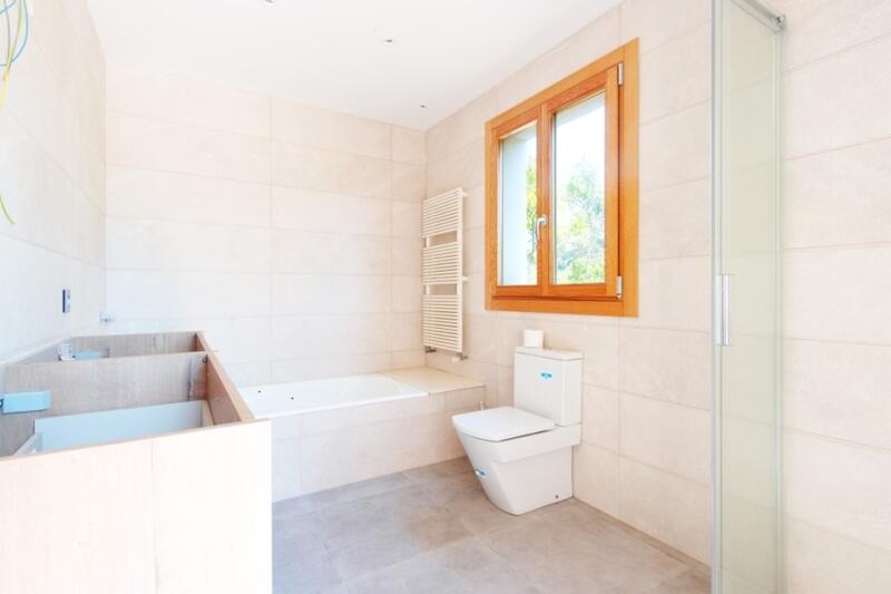 3 bedroom Country House for sale