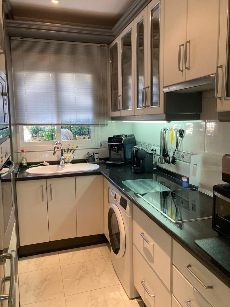 2 Cuarto Casa de Campo en venta